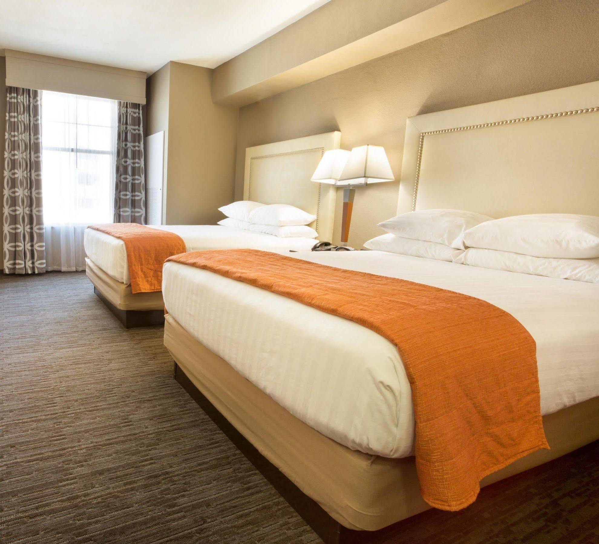 Drury Inn & Suites San Antonio North Stone Oak מראה חיצוני תמונה